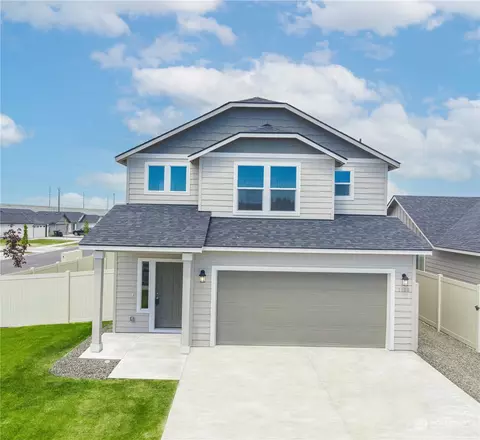 1126 W Sequoia Rd, Moses Lake, WA 98837