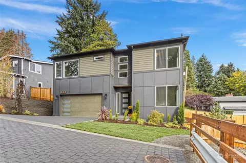 18138 94th Ave NE, Bothell, WA 98011