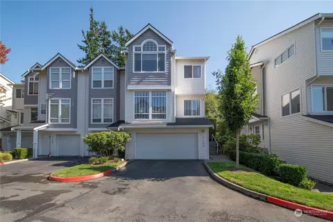 5500 Harbour Pointe Blvd #N104, Mukilteo, WA 98275
