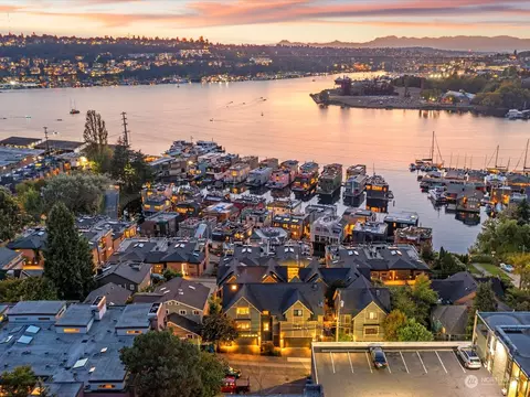2623 Yale Ter E, Seattle, WA 98102