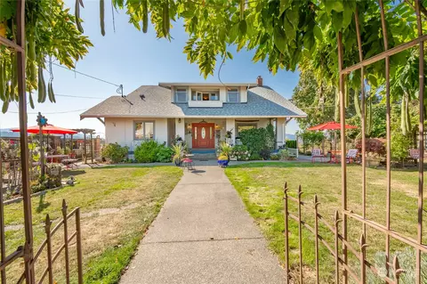 3005 Eldridge Ave, Bellingham, WA 98225