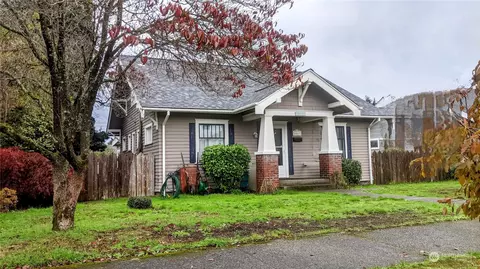 6419 S Lawrence St, Tacoma, WA 98409