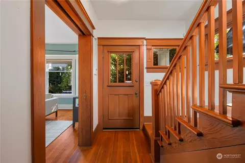 1404 E Harrison St, Seattle, WA 98112 photo 17