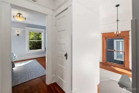 1404 E Harrison St, Seattle, WA 98112 photo 19