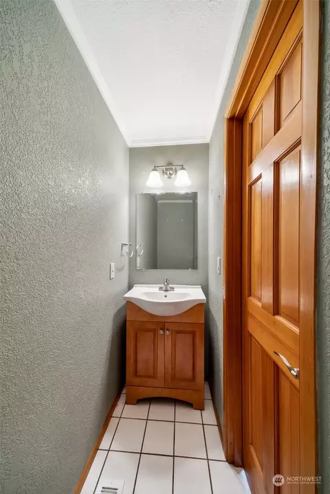 506 Charwila Ln, Enumclaw, WA 98022 photo 11