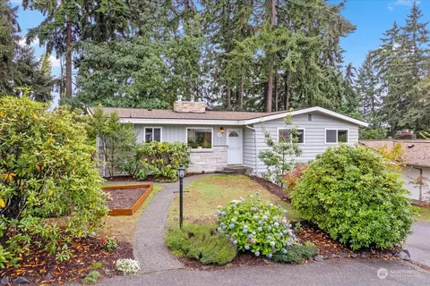 223 NW 177th St, Shoreline, WA 98177