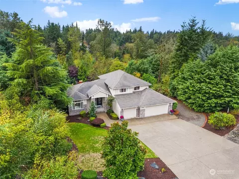 18802 3rd St E, Lake Tapps, WA 98391