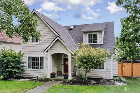 1473 Bobs Hollow Ln, Dupont, WA 98327