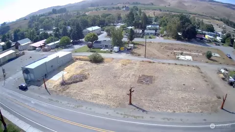 23 Nn Foster Creek Ave, Bridgeport, WA 98813