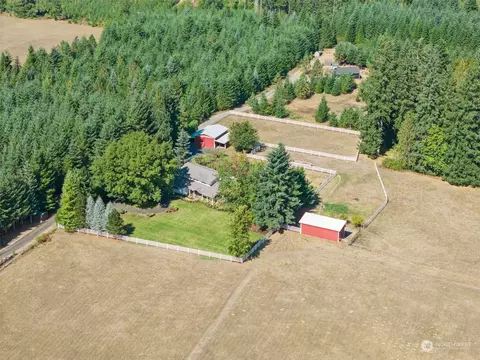 176 Old Saxton Pl, Chehalis, WA 98532