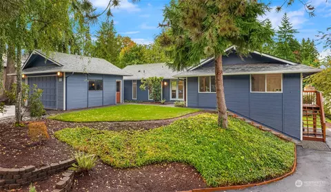 4621 118th Ave SE, Bellevue, WA 98006
