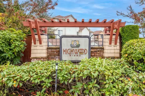 15026 40th Ave W #1-202, Lynnwood, WA 98087
