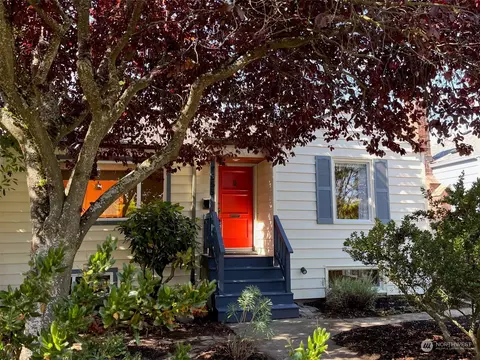7555 23rd Ave NW, Seattle, WA 98117