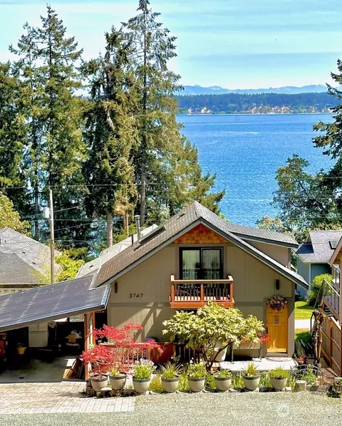 3747 Morning Glory Ln, Langley, WA 98260