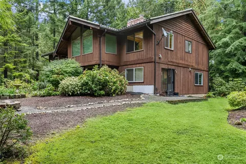 19904 182nd Ave NE, Woodinville, WA 98077