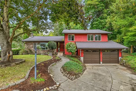 7011 56th Dr NE, Marysville, WA 98270