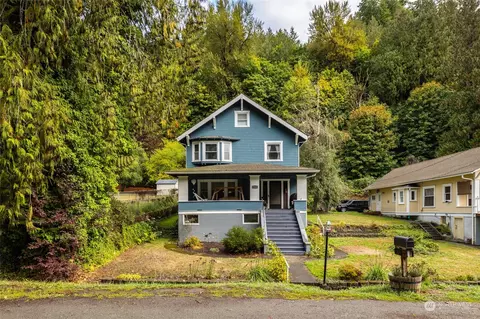 46433 E Main St, Concrete, WA 98237