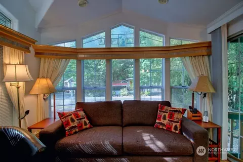 128 4 Drial Loop, Deming, WA 98244 photo 7