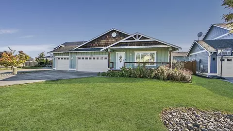 4873 Dory Ct, Blaine, WA 98230