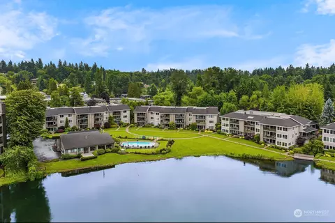 333 101st Ave SE #101-D, Bellevue, WA 98004