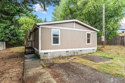 970 NW St Helens Ave, Chehalis, WA 98532