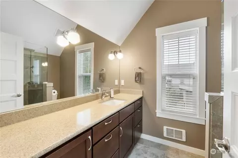 1060 Lafromboise St, Enumclaw, WA 98022 photo 19