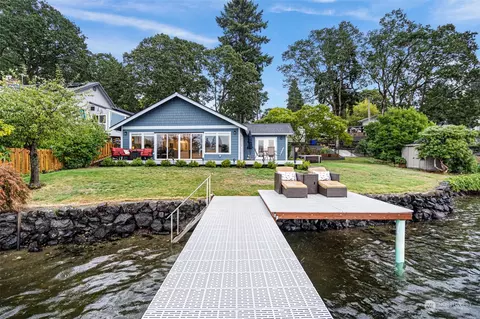 9012 Edgewater Dr SW, Lakewood, WA 98499