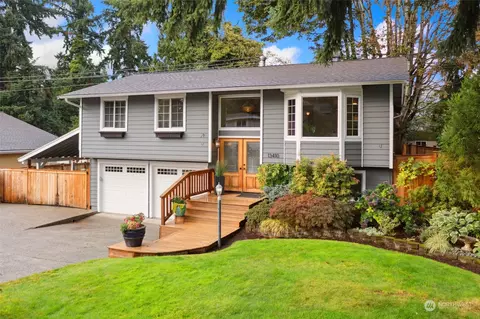 13410 NE 70th St, Redmond, WA 98052