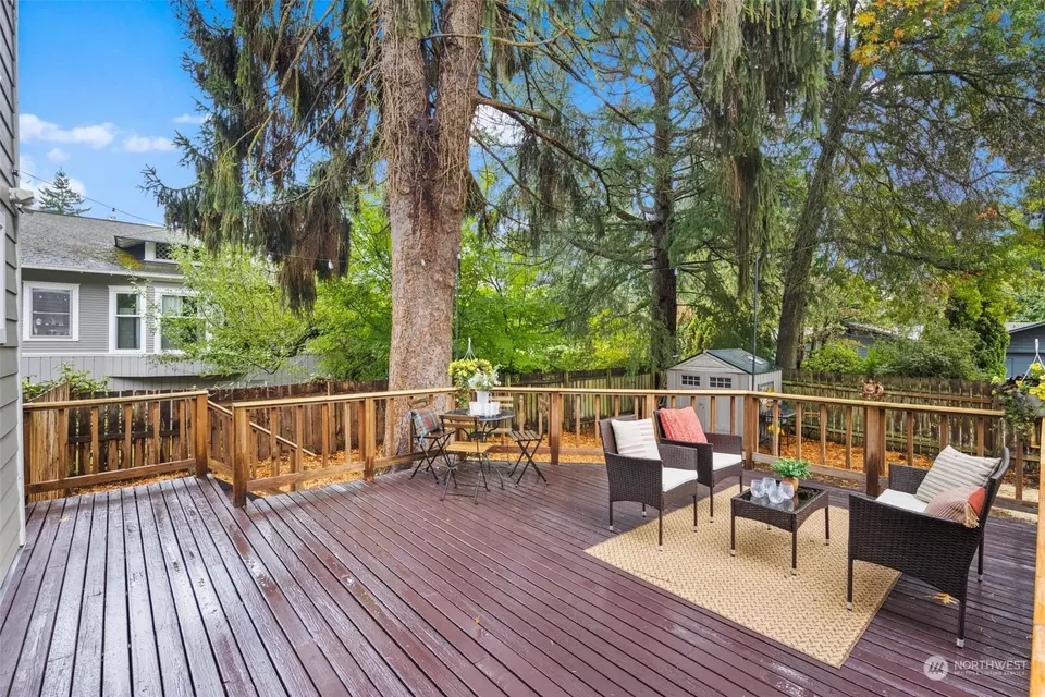  13206 Meridian Ave N, Seattle, WA 98133 photo 30