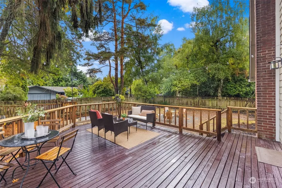  13206 Meridian Ave N, Seattle, WA 98133 photo 29