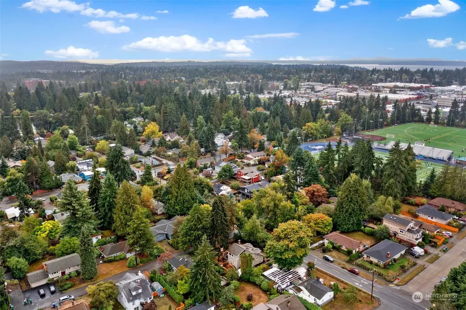  13206 Meridian Ave N, Seattle, WA 98133 photo 35