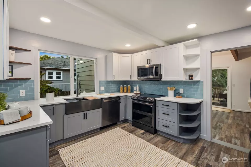  13206 Meridian Ave N, Seattle, WA 98133 photo 7