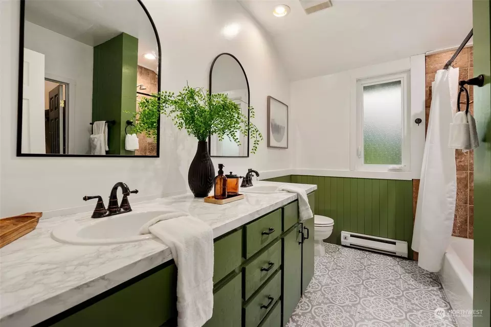  13206 Meridian Ave N, Seattle, WA 98133 photo 22