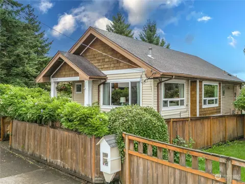 2207 S Atlantic St, Seattle, WA 98144