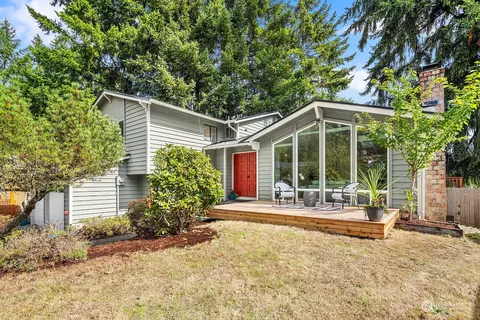 3516 170th Pl NE, Bellevue, WA 98008