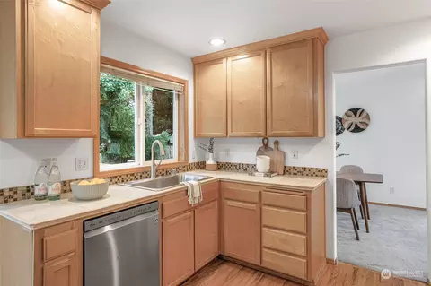 18326 27th Dr SE, Bothell, WA 98012 photo 9
