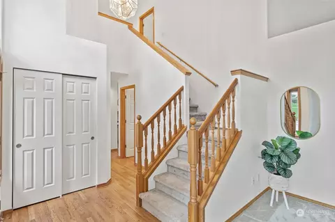 18326 27th Dr SE, Bothell, WA 98012 photo 2