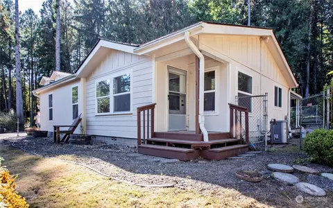 7609 Gallagher Cove Rd NW, Olympia, WA 98502