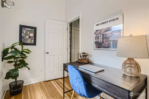421 10th Ave E #B, Seattle, WA 98102 photo 8
