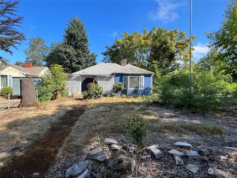 2816 E 6th St, Vancouver, WA 98661