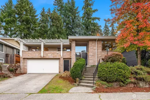 7752 29th Ave NE, Seattle, WA 98115