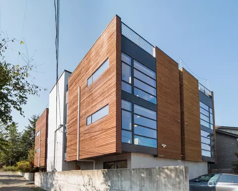 1406 S Dakota St, Seattle, WA 98108