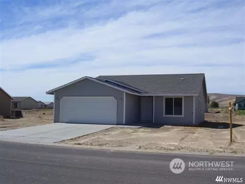 1309 W Polo Ridge Dr, Moses Lake, WA 98837