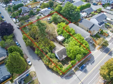 103 SW 108th St, Seattle, WA 98146