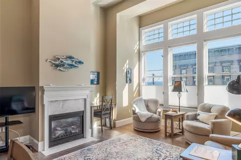 830 Water St #301, Port Townsend, WA 98368