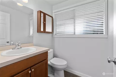 9933 NE 204th Pl, Bothell, WA 98011 photo 21