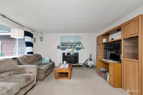 22109 44th Ave E, Spanaway, WA 98387 photo 4