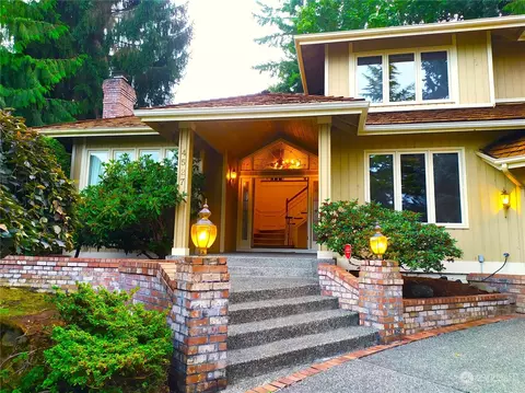 4527 174th Ave SE, Bellevue, WA 98006