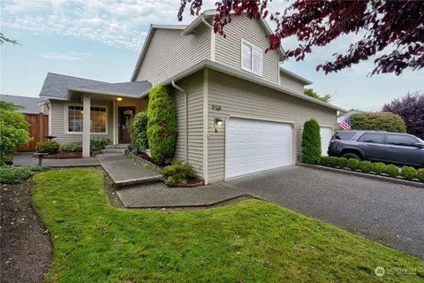 9510 2nd St SE #6, Lake Stevens, WA 98258