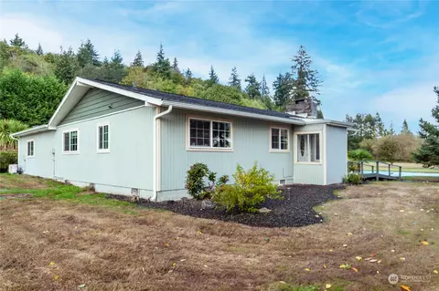 102 E Pine St, Elma, WA 98541
